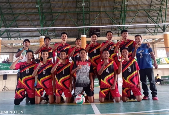 Hari Kedua Turnamen Bola Voli Pelajar Piala Gubernur NTB 2022: Tim Kota Mataram Kalah dari KSB