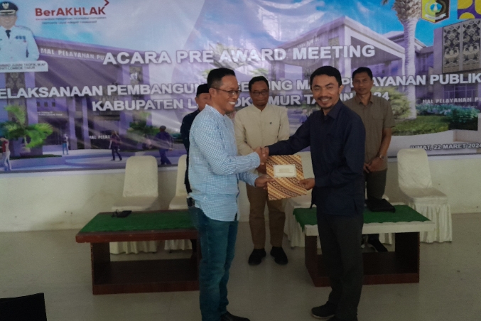 PJ. Bupati Lombok Timur Hadiri Acara Fre Award Meeting Pembangunan Gedung Mall Pelayanan Publik