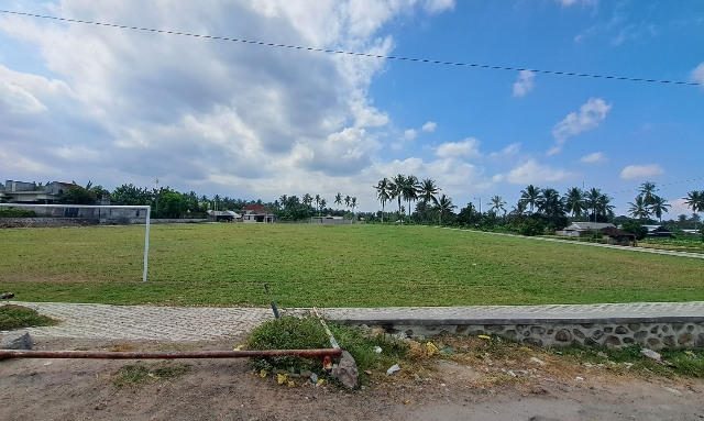 Kades Suralaga Optimis Bangun Lapangan Sepakbola Menjadi Sentral Kebugaran