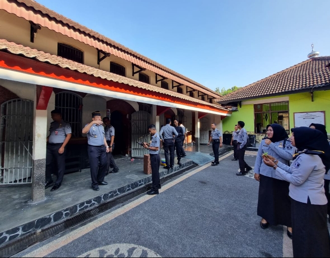 Deteksi Gangguan Kamtib, Kalapas Selong dan Jajaran Tour to Blok