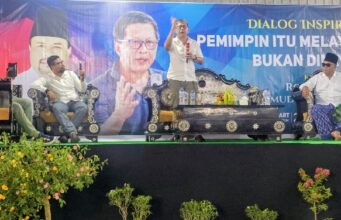 Rocky Gerung Soroti Demokrasi dan Pemimpin Transaksional di Lombok