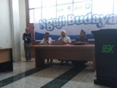 MONOKROM KEBUDAYAAN DALAM NGAJI BUDAYA 2.