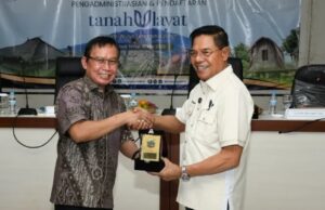 Bupati Warisin Berikan Perhatian Khusus Terhadap Keberadaan Tanah Ulayat.