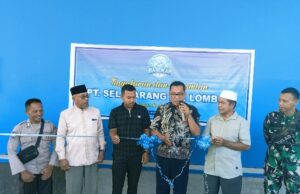 Pabrik Es Batu Kristal Barokah Pertama di Lombok Timur di Lounching.