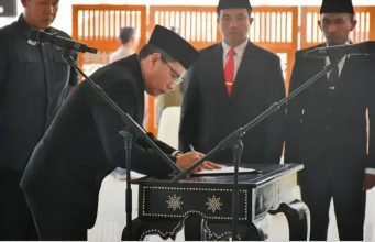 Lantik 155 Pejabat, Bupati Lotim Sentil Nakes: Jangan Persulit Pasien BPJS, Anggaran Rp 143 Miliar Sudah Dibayar Negara!